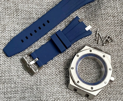 Blue and silver rubber oak